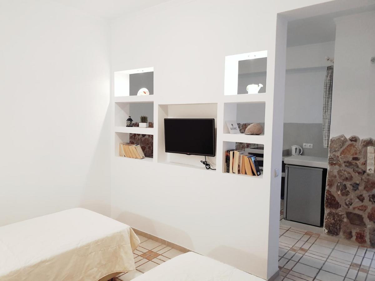 Arapiou Apartments Perivolos  Exteriér fotografie