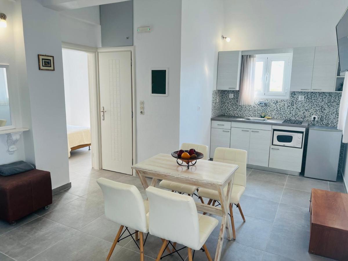 Arapiou Apartments Perivolos  Exteriér fotografie